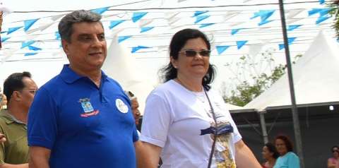 MPE dá prazo de 10 dias para prefeito exonerar esposa de cargo
