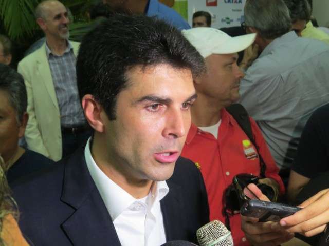 Frigor&iacute;fico do Peixe ainda n&atilde;o tem previs&atilde;o de ser ativado em MS, diz Ministro