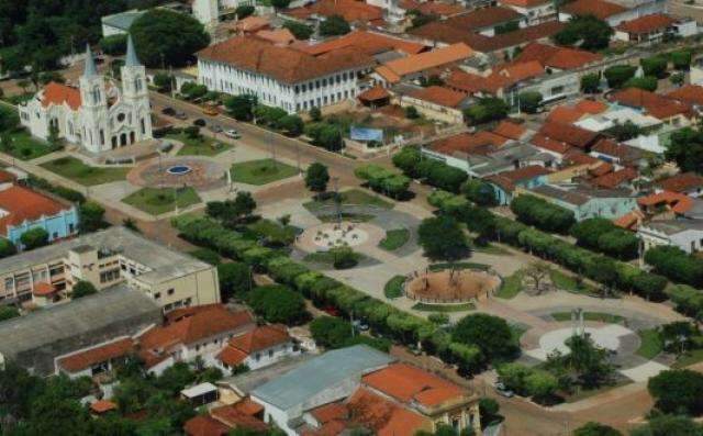 Aquidauana faz 127 anos com desfile e exposi&ccedil;&atilde;o agropecu&aacute;ria