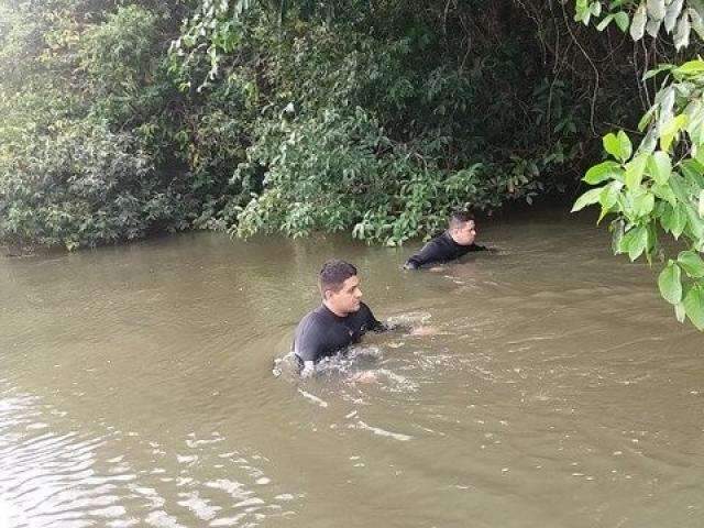 Homem morre ap&oacute;s pular no Rio Apor&eacute; durante confraterniza&ccedil;&atilde;o 