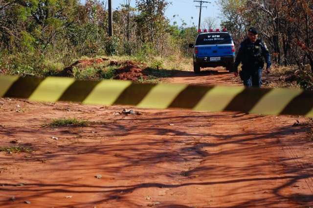 Mulher encontrada morta nua e em chamas veio &agrave; Capital para trabalhar