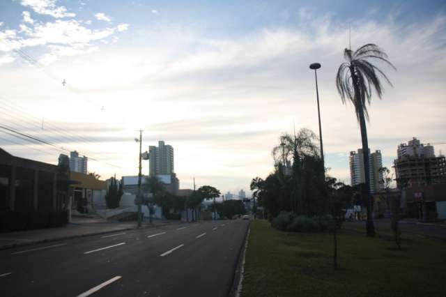 Inverno come&ccedil;a a &quot;dar as caras&quot; e s&aacute;bado amanhece com temperatura amena 