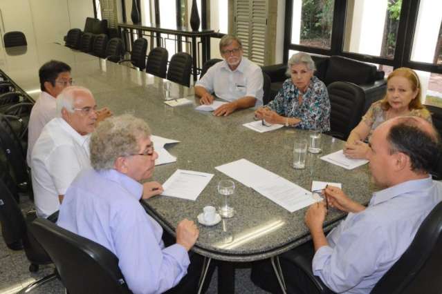 Instituto firma parceria para contar a hist&oacute;ria do legislativo de MS