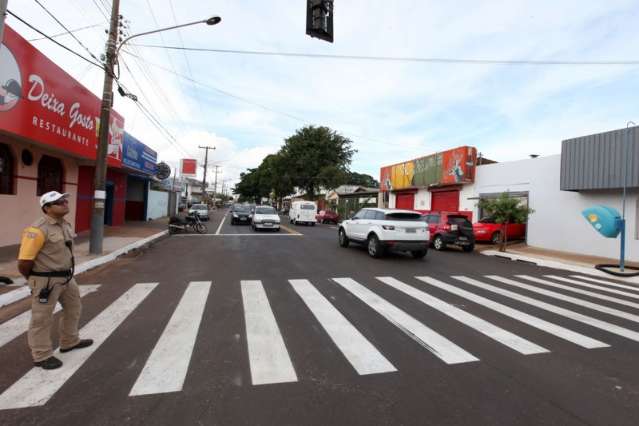 Bernal terceiriza servi&ccedil;o na Agetran e servidores ficam sem fazer nada