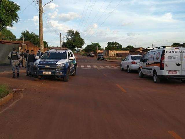 Pol&iacute;cia descobre plano de assalto e tr&ecirc;s suspeitos morrem em confronto