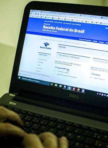 Programa para receber declara&ccedil;&atilde;o do IR estar&aacute; dispon&iacute;vel segunda-feira