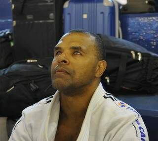 Quatro vezes campeão paralímpico, Antônio Tenório comentou sobre as dificuldades do esporte. (Foto: Alcides Neto)