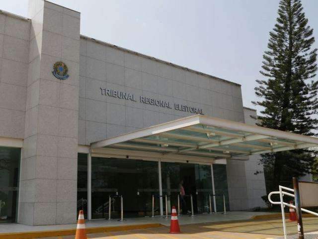 Compra de voto e propaganda irregular lideram ranking de den&uacute;ncias no TRE