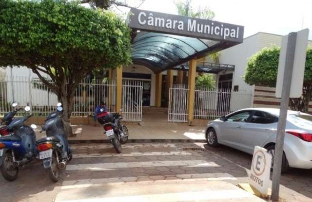MPE apura ind&iacute;cios de irregularidades na C&acirc;mara Municipal