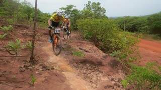 A disputa de mountain bike no Bonito Cross já valerá pontos no ranking estadual e promete ser bastante acirrada (Foto: FCMS/Divulgação)