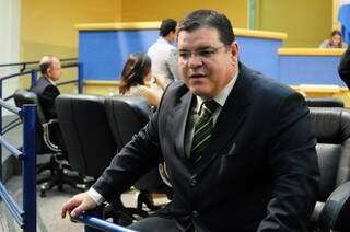 Vereador Paulo Pedra. Ele criticou prefeito pela ausência em audiência. (Foto: Luciano Muta)