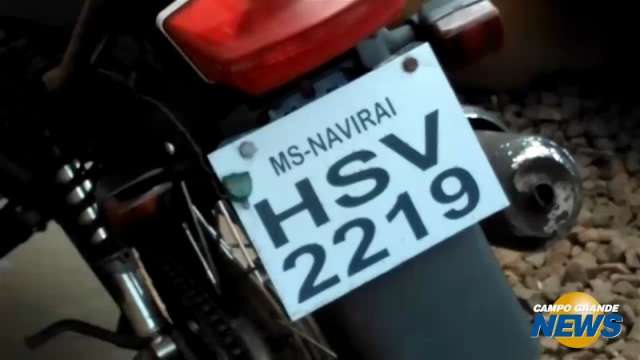 Placa de moto &ldquo;estranha&rdquo; denuncia e traficante acaba preso