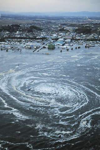  Terremoto de 8.9 graus e tsunami arrasam norte do Jap&atilde;o