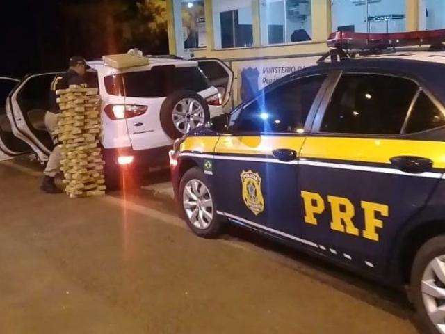 Ve&iacute;culo roubado na Capital &eacute; abandonado com 400 quilos de maconha na BR-163