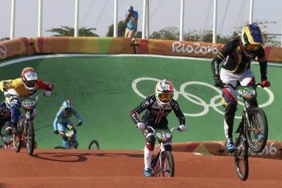 Brasil &eacute; eliminado da final feminina do ciclismo BMX; Col&ocirc;mbia ganha ouro