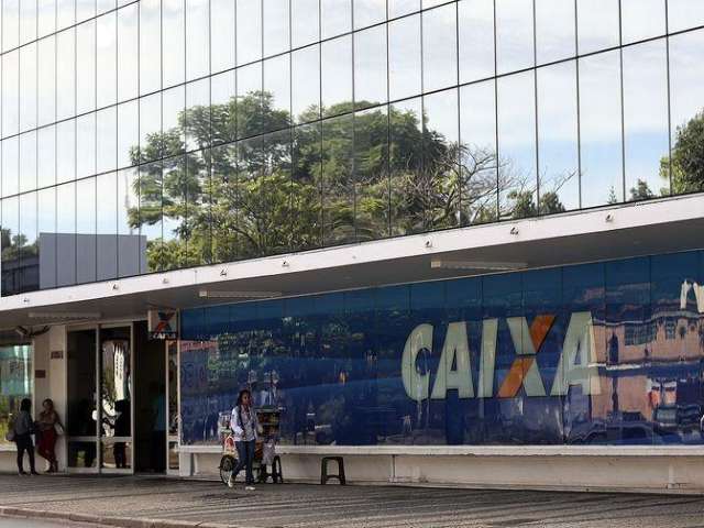 Caixa come&ccedil;a a chamar candidatos aprovados no concurso de 2014