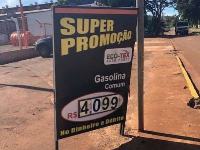 Ap&oacute;s &quot;batida&quot; do Procon, postos baixam valores dos combust&iacute;veis em at&eacute; R$ 0,20