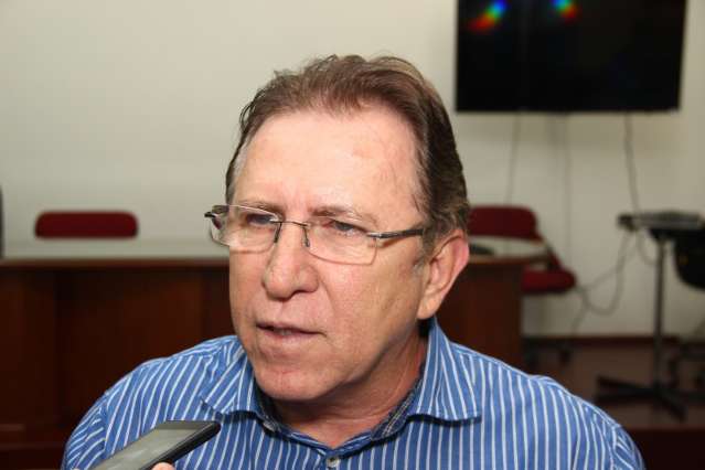 Mesmo sem renda compat&iacute;vel, Giroto e mais 2 compraram 3 fazendas, diz MPE