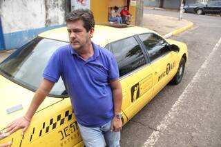 Marco sempre usou o veículo para atrair clientes mas nunca como táxi. (Foto: Marcos Ermínio)