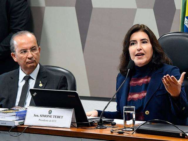 PEC pode facilitar vota&ccedil;&atilde;o da reforma nos estados, avalia Simone