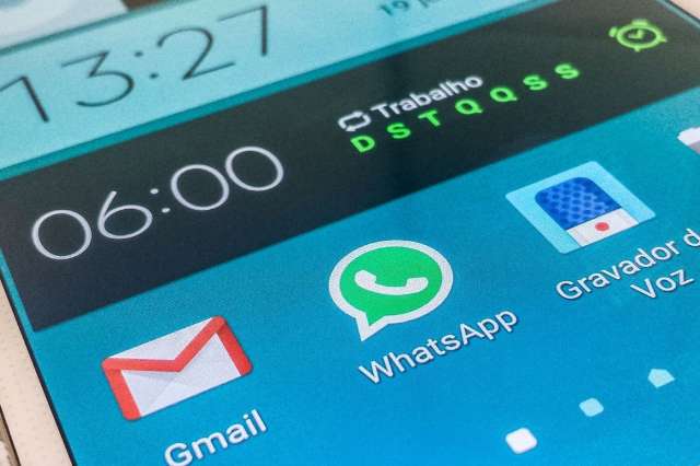 Whatsapp &eacute; principal fonte de informa&ccedil;&atilde;o do brasileiro, diz pesquisa