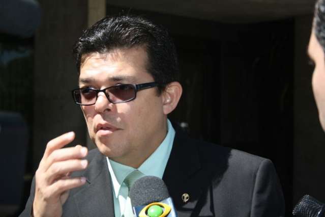 Prefeito Gilmar Olarte j&aacute; empossou mais tr&ecirc;s secret&aacute;rios municipais