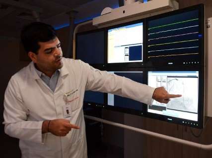 Hospital Cassems faz primeira cirurgia óptica com tecnologia avançada