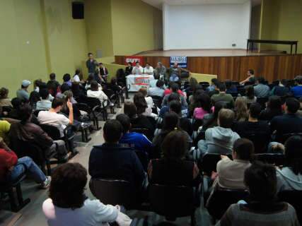  Servidores da UFGD decidem intensificar greve em Universidade e HU