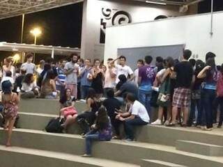 Estudantes ocupavam espaços da UEMS de Campo Grande desde o dia 7 deste mês (Foto: Direto das Ruas)