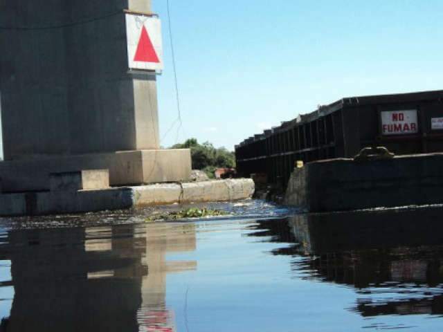 Ponte do Rio Paraguai est&aacute; interditada, em Corumb&aacute;