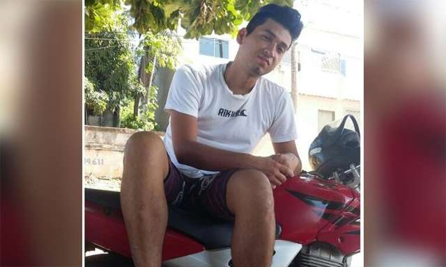 Jovem que atropelou mulher ao desviar de buraco, morre ap&oacute;s cinco dias internado