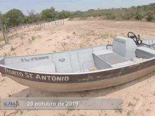 Porto Santo Antônio, em 20 de outubro, com rio totalmente seco. (Foto: Instituto Agwa/Reprodução)