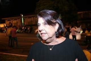 Tereza Name durante manifestação contra Dilma, na Capital. (Foto: Alan Nantes)