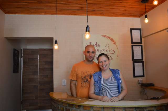 P&atilde;o franc&ecirc;s &eacute; protagonista em cantinho na Bar&atilde;o que serve at&eacute; sandu&iacute;che doce