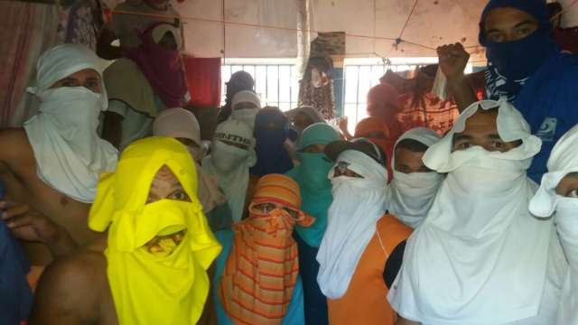 Presos iniciam motim e avisam por WhatsApp: 'vai ter greve de fome'