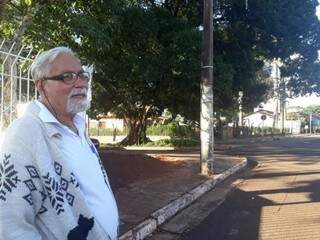 Ari Ferreira conta que a figueira pertencia ao Club Campestre Ipê (Foto: Alana Portela)