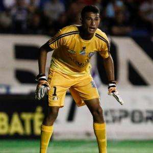 Galo tenta segurar Tim&atilde;o, mas perde por 4 a 0 e est&aacute; fora da Copa SP