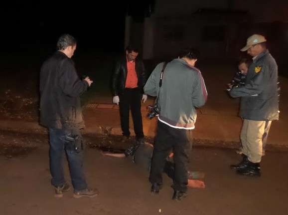 Garota de programa de 21 anos &eacute; morta com dois tiros ap&oacute;s discuss&atilde;o 