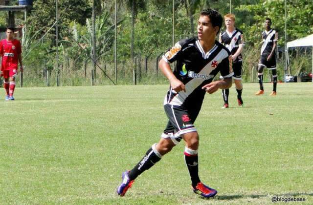 Jovem de Campo Grande disputa torneio no Catar com o Vasco
