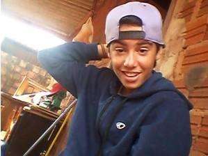 Adolescente que sofreu acidente de moto morre ap&oacute;s nove dias internado 