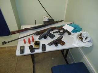 Armas foram levadas para a delegacia do município. Foto: Divulgação PC