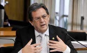 Sem Andr&eacute;, PMDB n&atilde;o tem nome que se destaca e pode lan&ccedil;ar qualquer um
