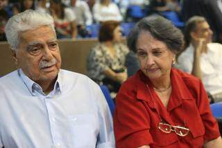 Pedrossian e a esposa Maria Aparecida: união de seis décadas. (Foto: Marcos Ermínio)