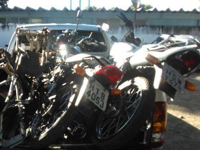 Pol&iacute;cia prende quadrilha que furtava motos em p&aacute;tio de &oacute;rg&atilde;o p&uacute;blico