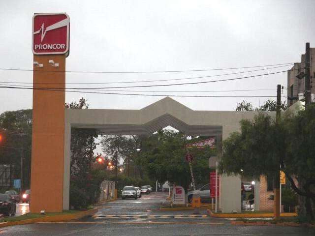 Com quadro cl&iacute;nico est&aacute;vel, prefeito de Corumb&aacute; j&aacute; est&aacute; sendo operado
