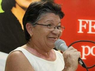 Professora Ildonei foi encontrada morta na noite de sábado em casa (Foto: Acervo Pessoal)