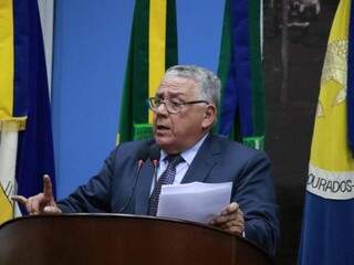 Braz Melo (PSC), durante fala na Câmara em seu retorno ao cargo. (Foto: Thiago Moraes)  