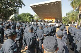 Com mais dinheiro nas ruas, policiamento é reforçado (Foto: Divulgação)