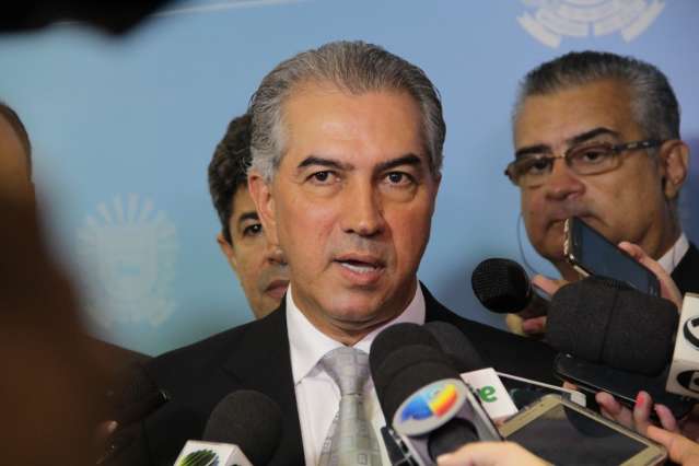 Governador participa de feira sobre agroneg&oacute;cio em Cascavel