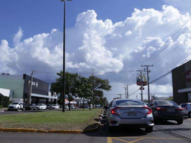 Frente fria provoca chuva e queda leve de temperatura em MS